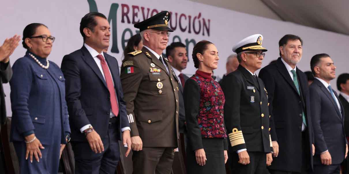 Sheinbaum presidió su primer desfile como comandanta suprema de las Fuerzas Armadas