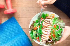 Dieta saludable y ejercicio: claves para proteger el hígado de los efectos del alcohol, revela estudio