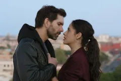 Arap Bethke estrena“Lobo, Morir Matando” nueva serie original 