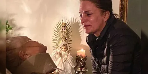 Critican a Mariana Seoane por publicar fotos de su madre fallecida