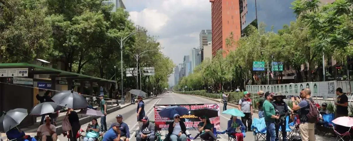 CNTE mantiene huelga nacional y rechaza propuestas del gobierno; anuncian nuevas movilizaciones